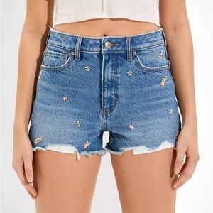 AE Denim Mom Shorts, embroidered flowers, Size 10